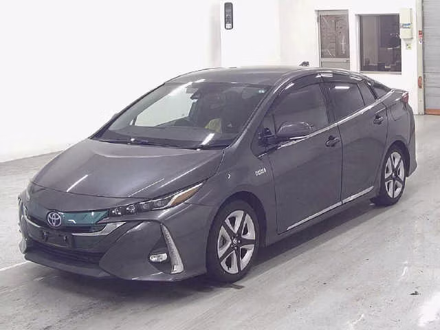 TOYOTA PRIUS PHV