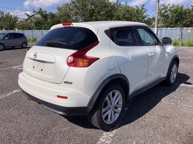 NISSAN JUKE
