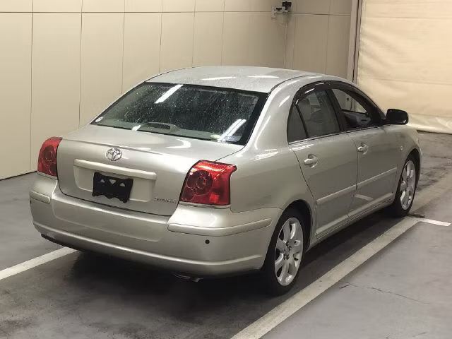 TOYOTA AVENSIS