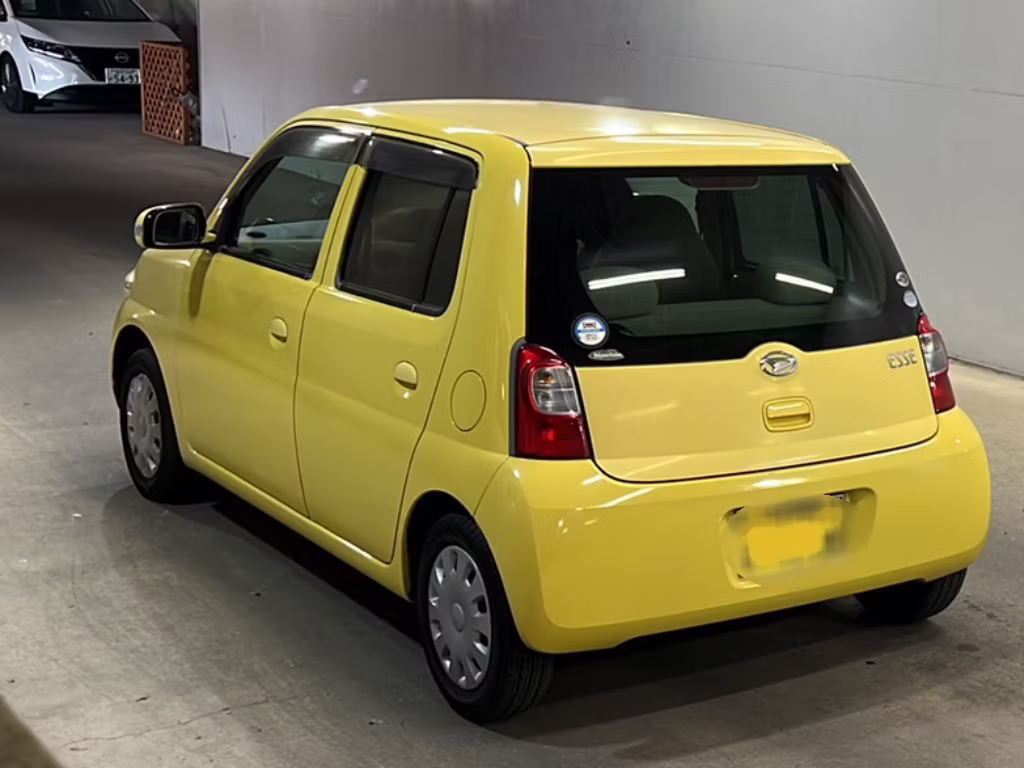 DAIHATSU ESSE