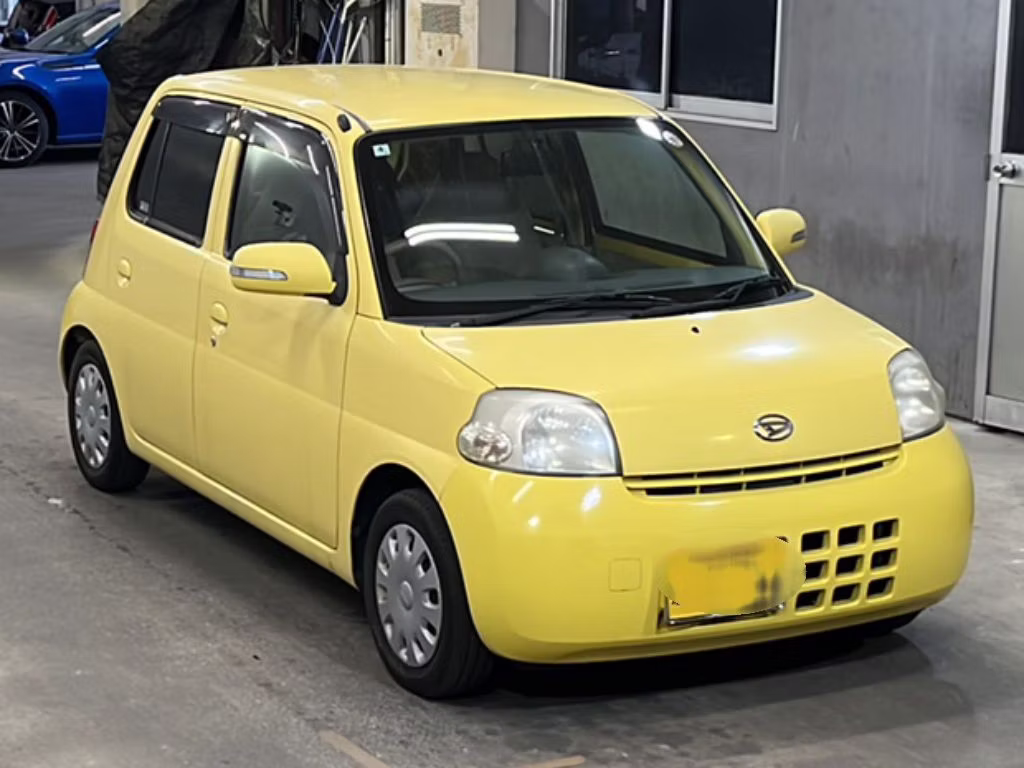 DAIHATSU ESSE