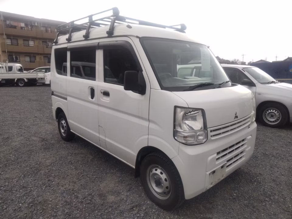 MITSUBISHI MINICAB