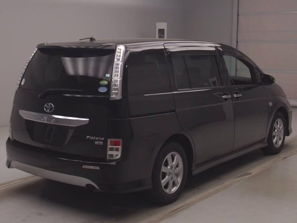 TOYOTA ISIS