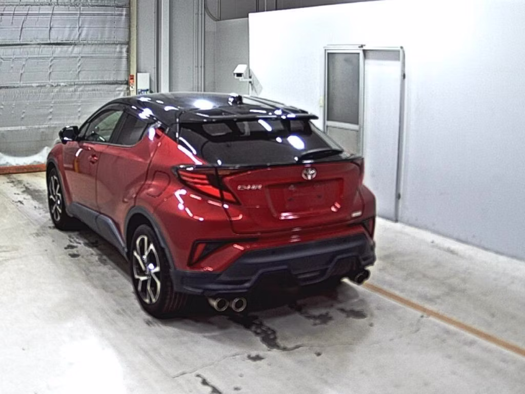 TOYOTA C-HR