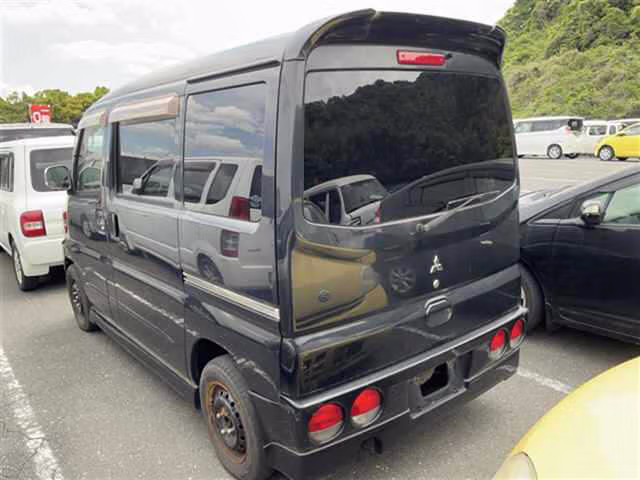 MITSUBISHI TOWN BOX