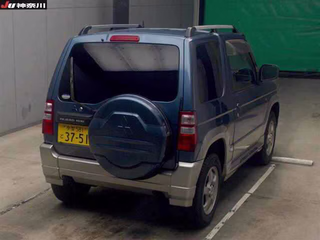 MITSUBISHI PAJERO MINI