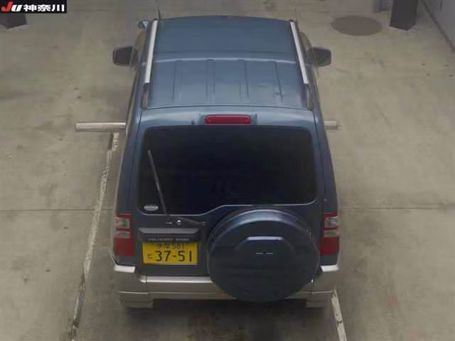 MITSUBISHI PAJERO MINI