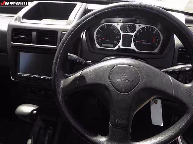 MITSUBISHI PAJERO MINI