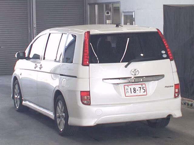 TOYOTA ISIS