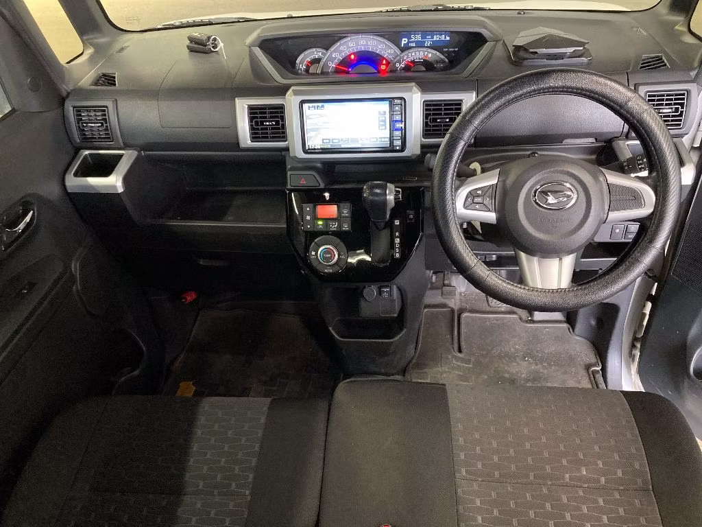 DAIHATSU WAKE