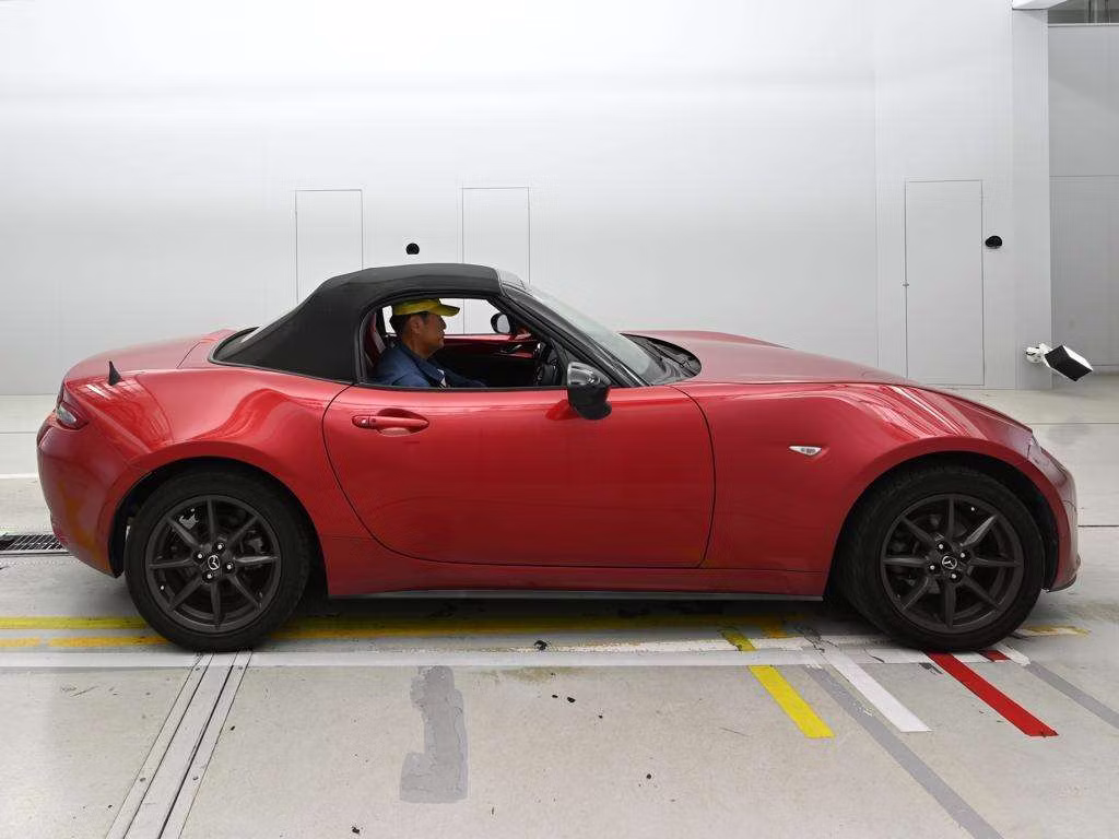 MAZDA MX-5