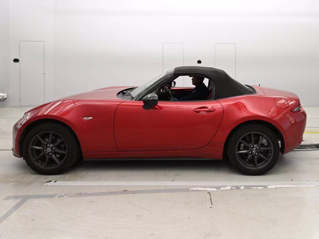 MAZDA MX-5