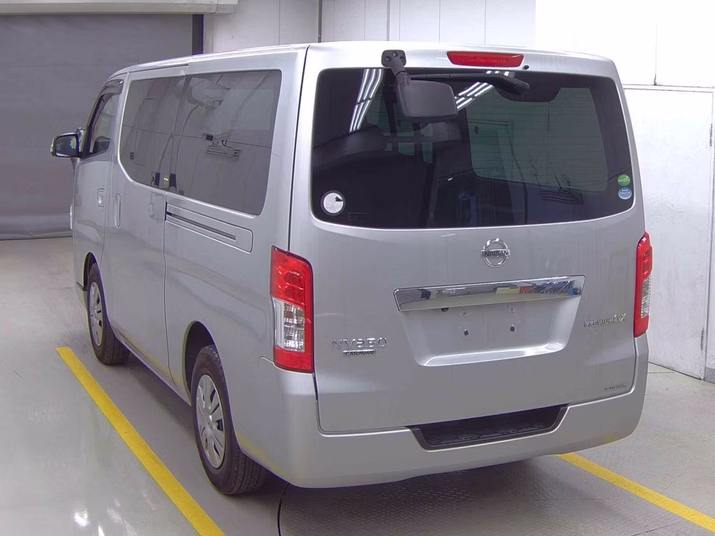 NISSAN NV350 CARAVAN