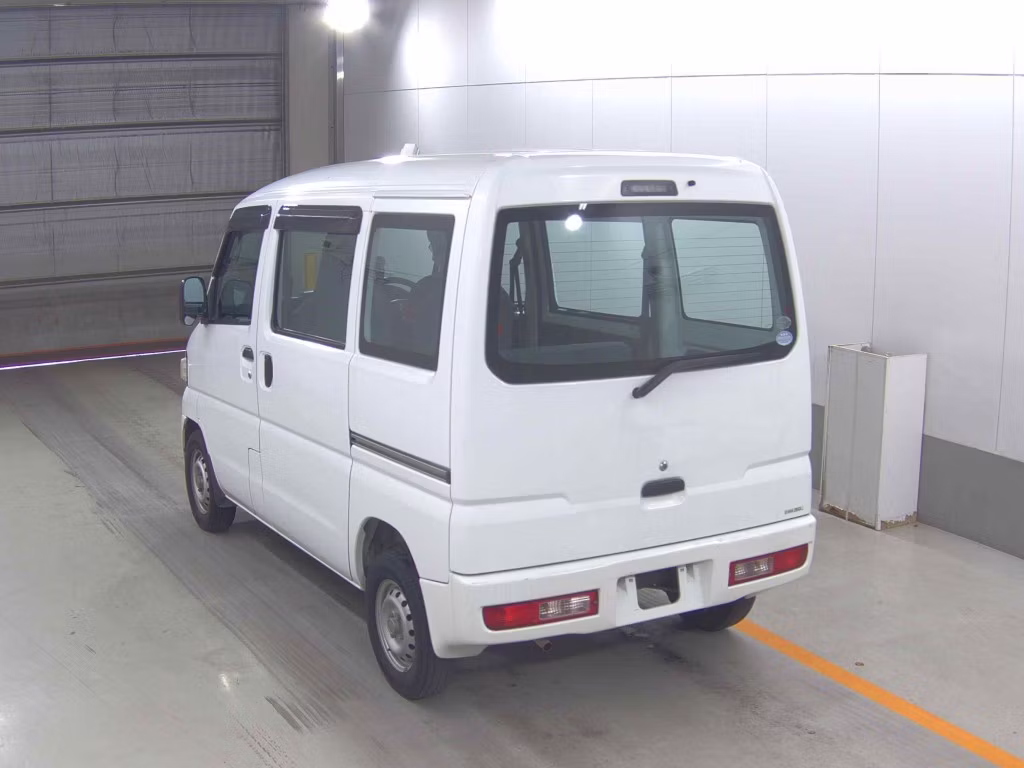 MITSUBISHI MINICAB