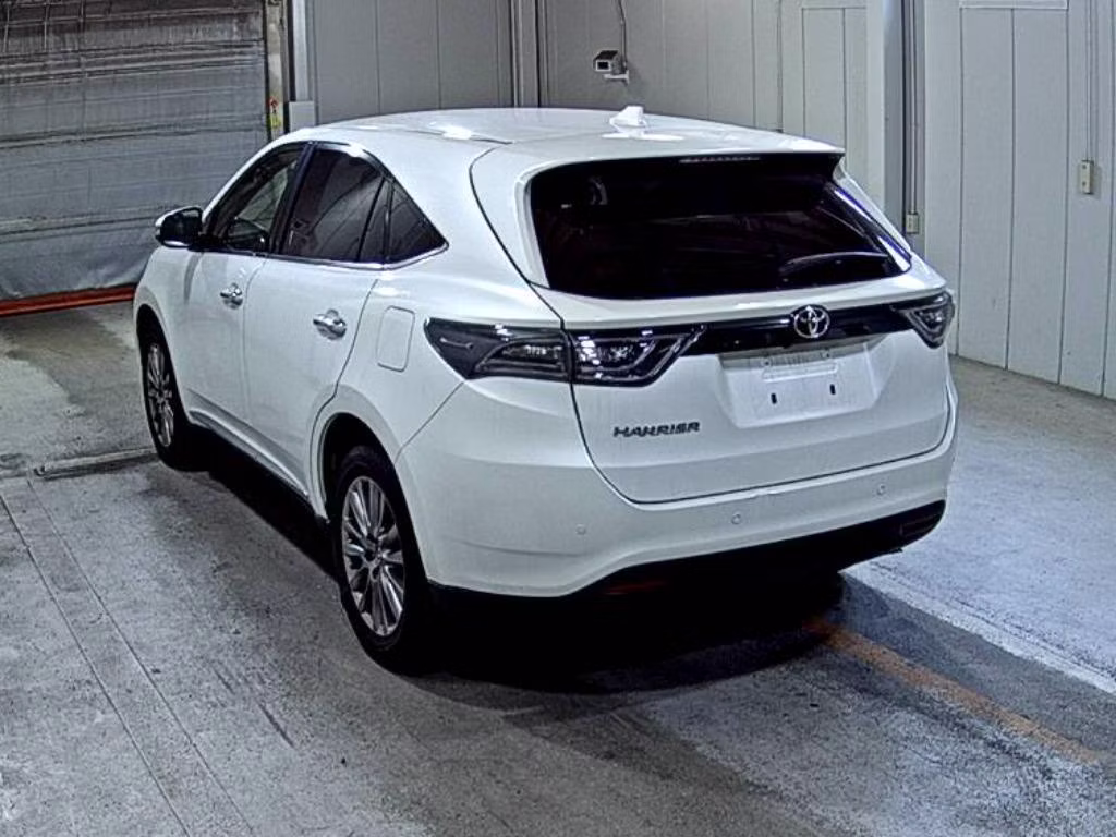 TOYOTA HARRIER