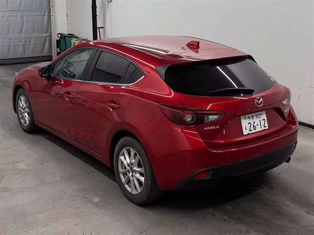 MAZDA AXELA