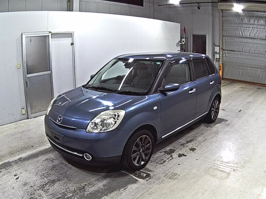 MAZDA VERISA