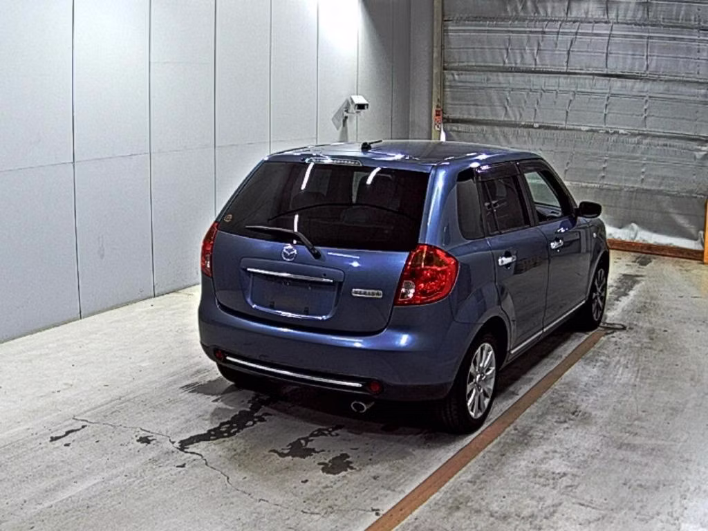 MAZDA VERISA