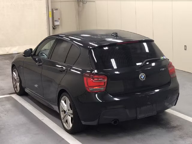 BMW 1-SERIES
