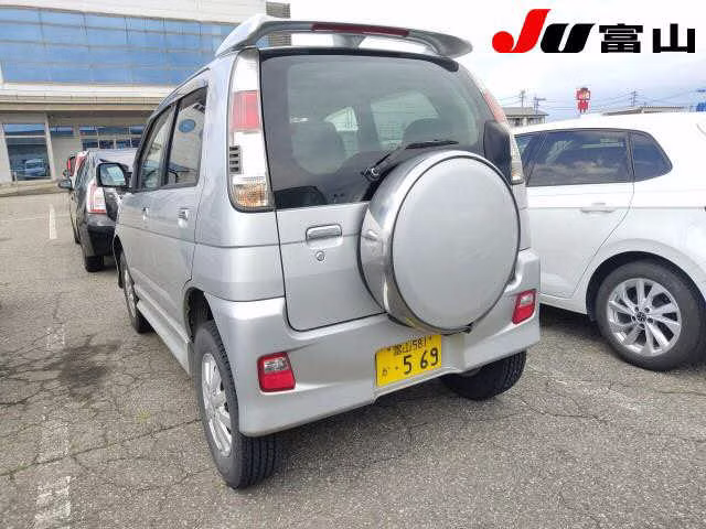 DAIHATSU TERIOS KID
