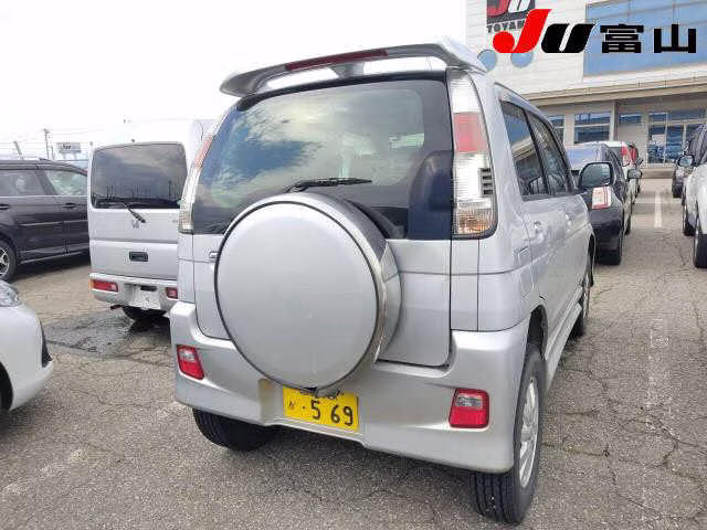 DAIHATSU TERIOS KID