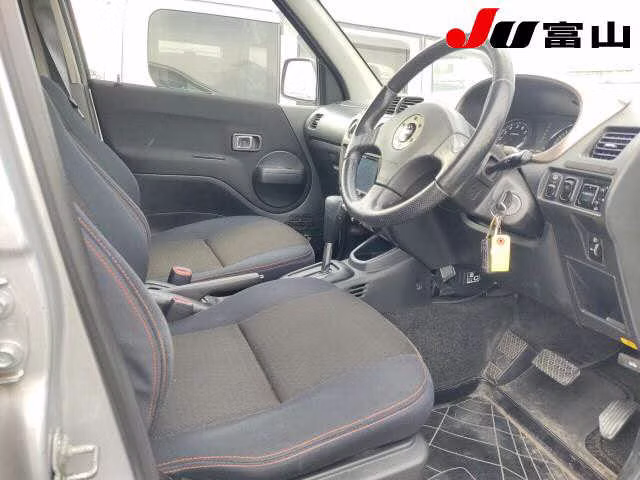 DAIHATSU TERIOS KID