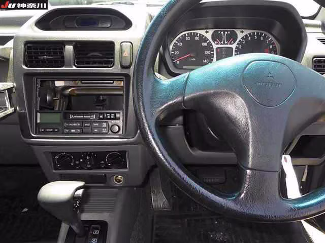 MITSUBISHI PAJERO MINI