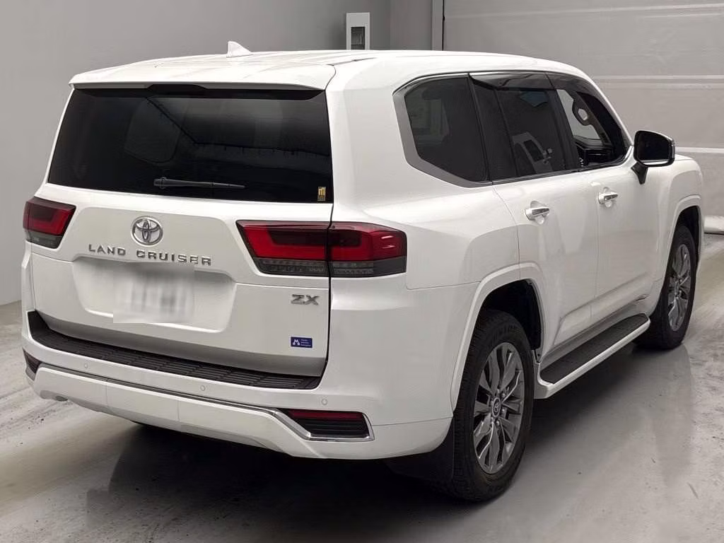 TOYOTA LAND CRUISER