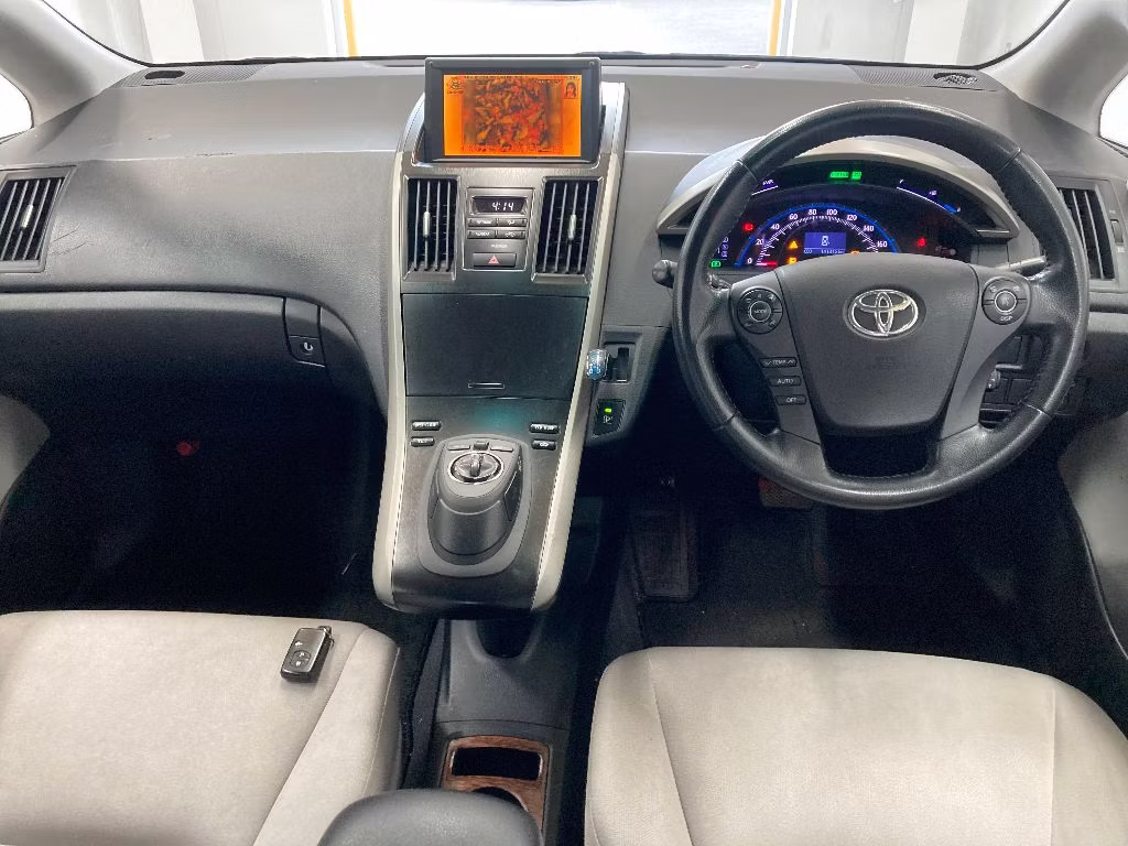 TOYOTA SAI