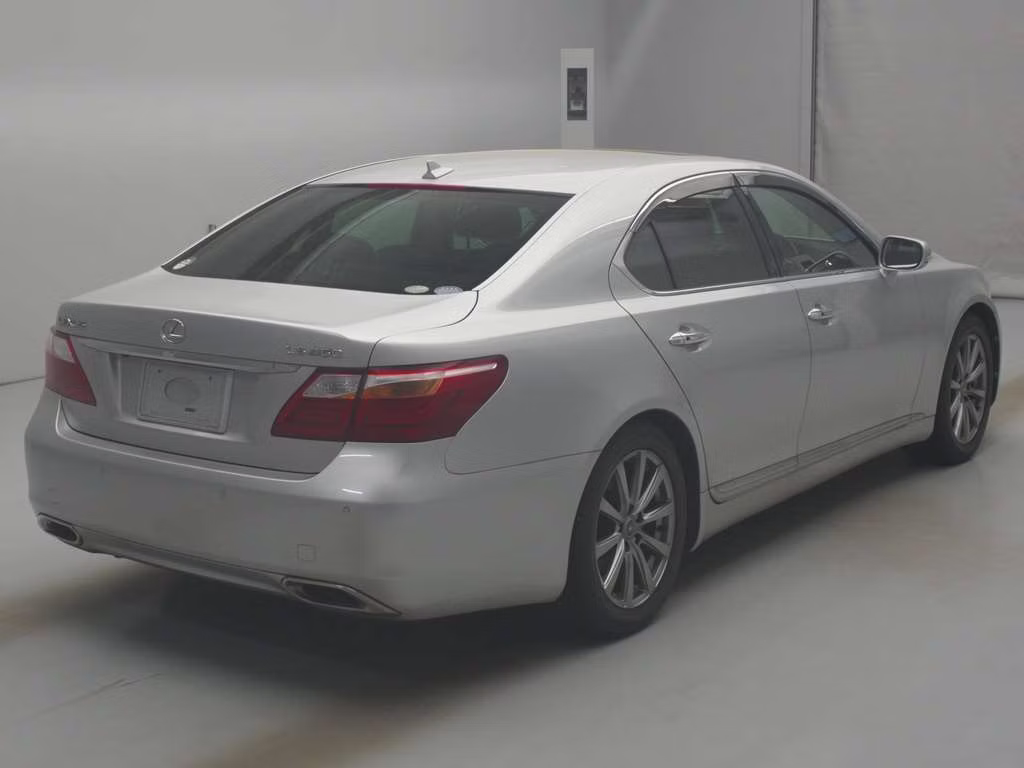 LEXUS LS460