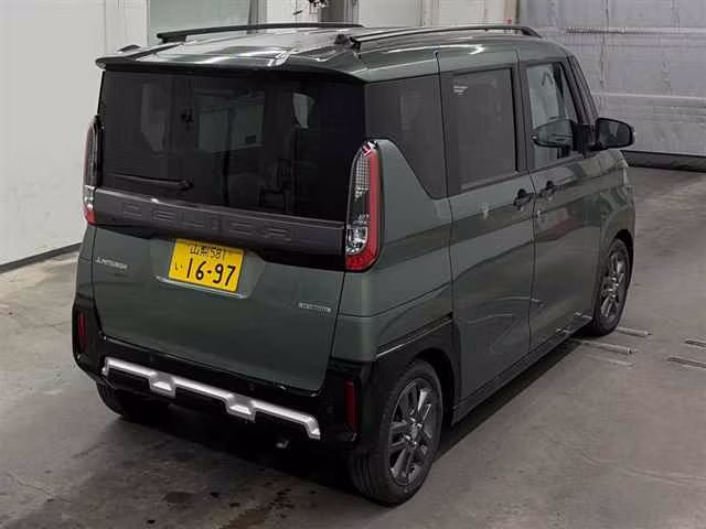 MITSUBISHI DELICA MINI
