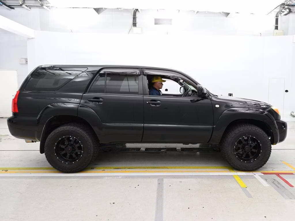 TOYOTA HILUX SURF