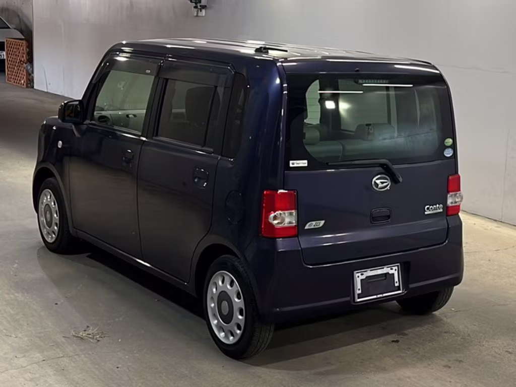 DAIHATSU MOVE CONTE