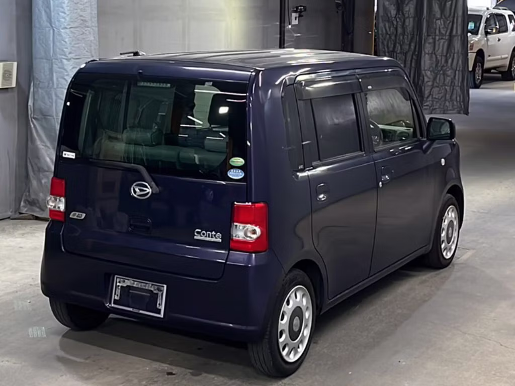 DAIHATSU MOVE CONTE