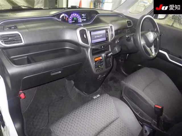 MITSUBISHI DELICA D:2