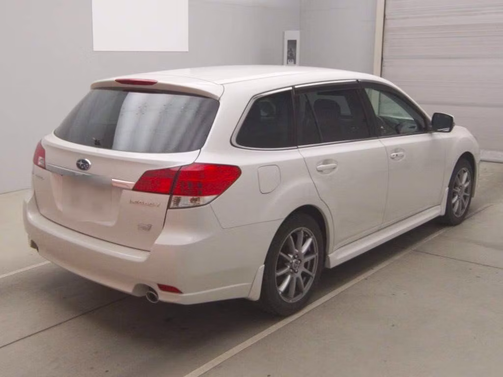 SUBARU LEGACY