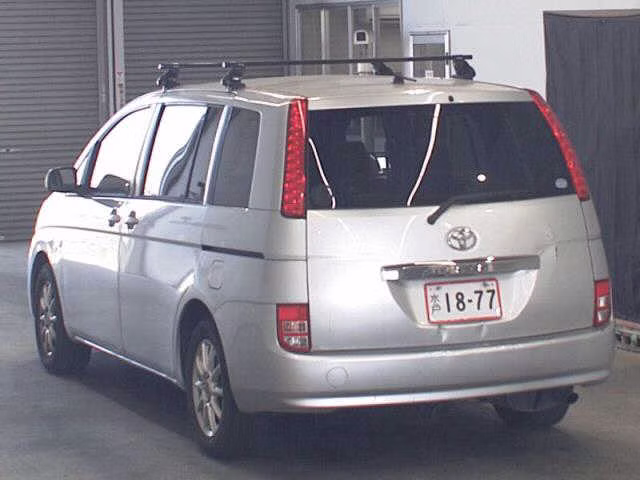 TOYOTA ISIS
