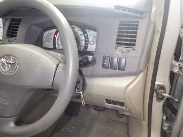 TOYOTA ISIS