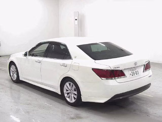 TOYOTA CROWN
