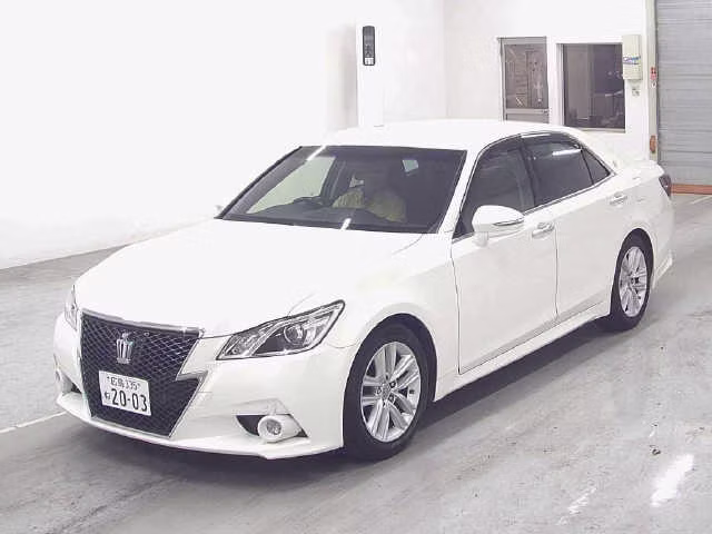 TOYOTA CROWN