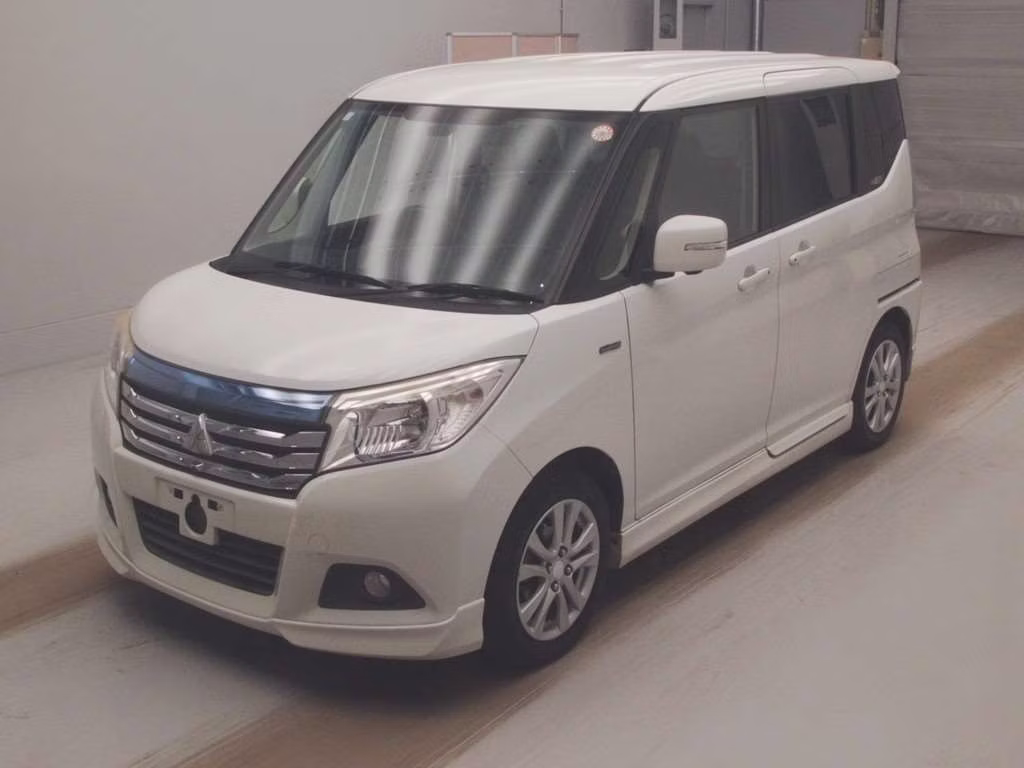 MITSUBISHI DELICA D:2