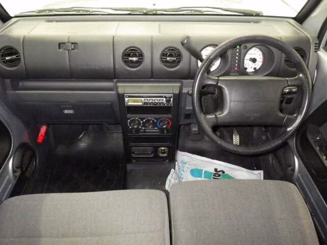 DAIHATSU NAKED