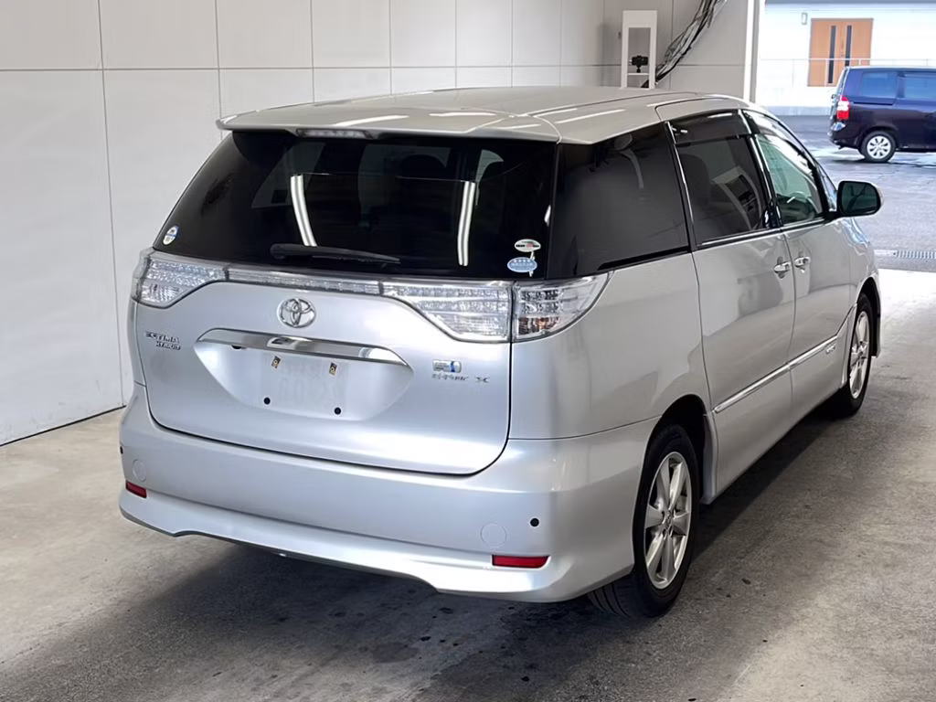 TOYOTA ESTIMA