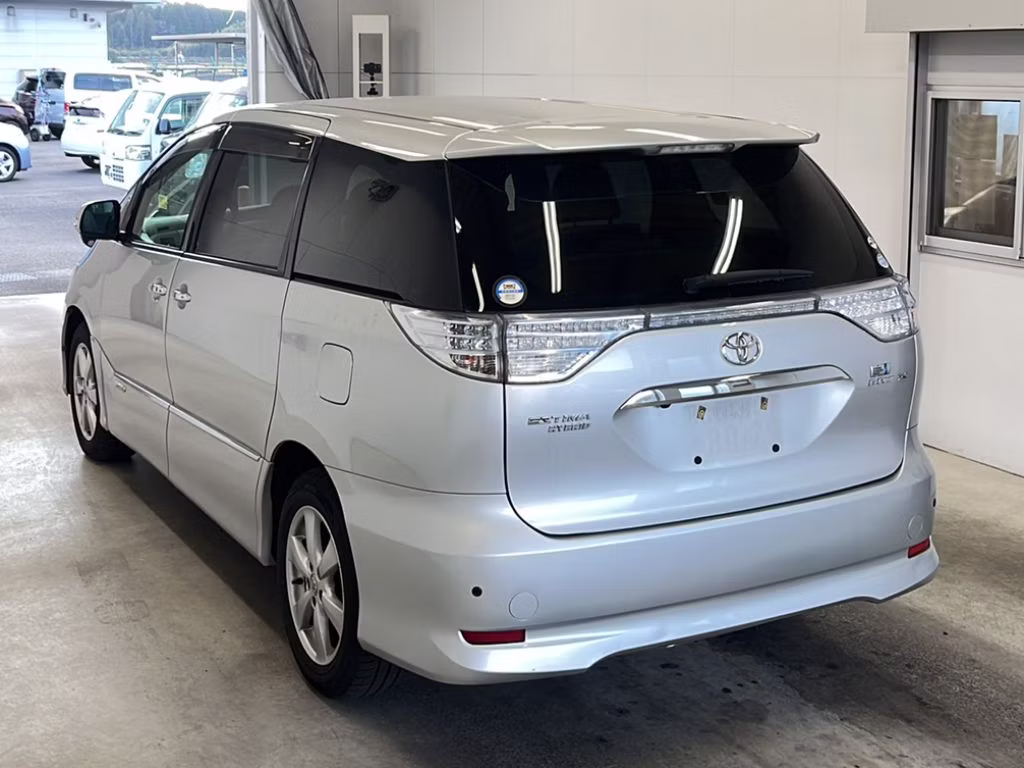 TOYOTA ESTIMA