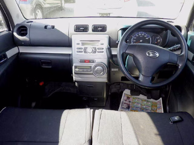 DAIHATSU MOVE CONTE