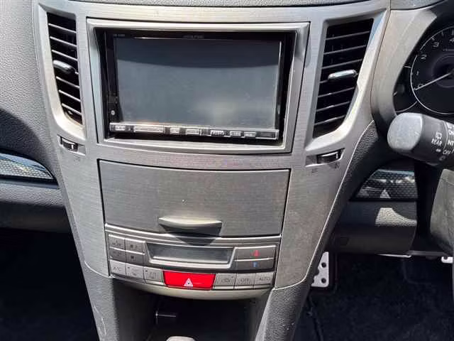 SUBARU LEGACY