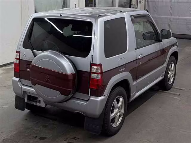 MITSUBISHI PAJERO MINI