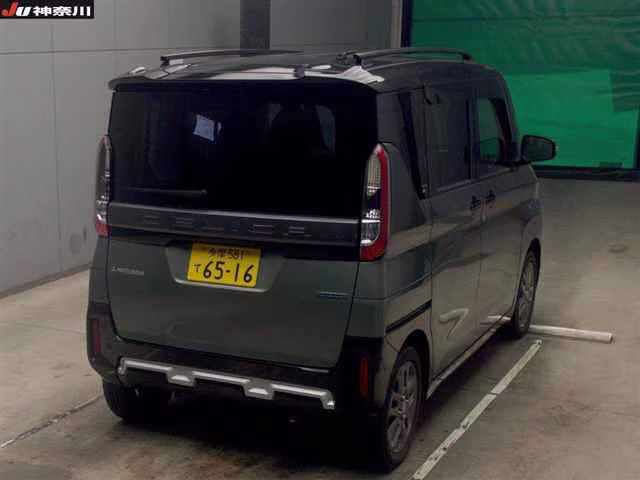 MITSUBISHI DELICA MINI