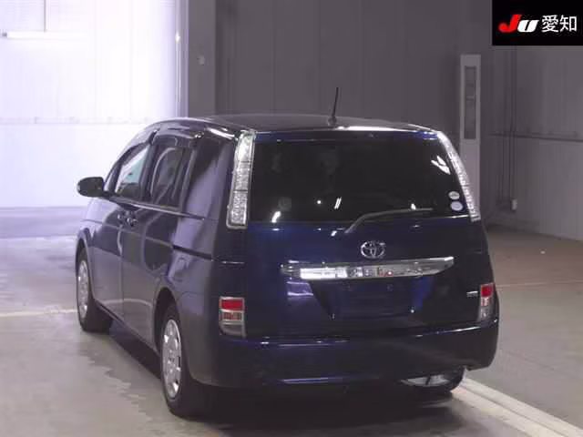 TOYOTA ISIS