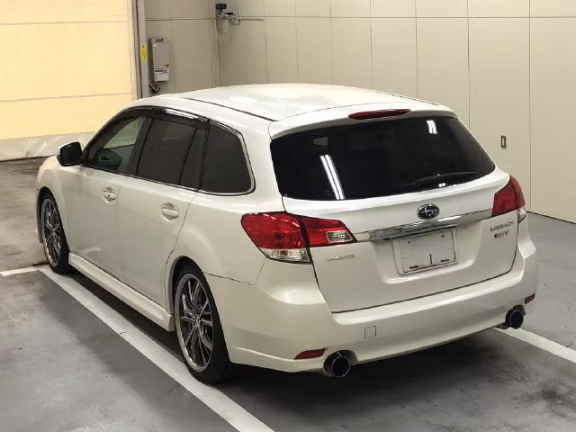 SUBARU LEGACY